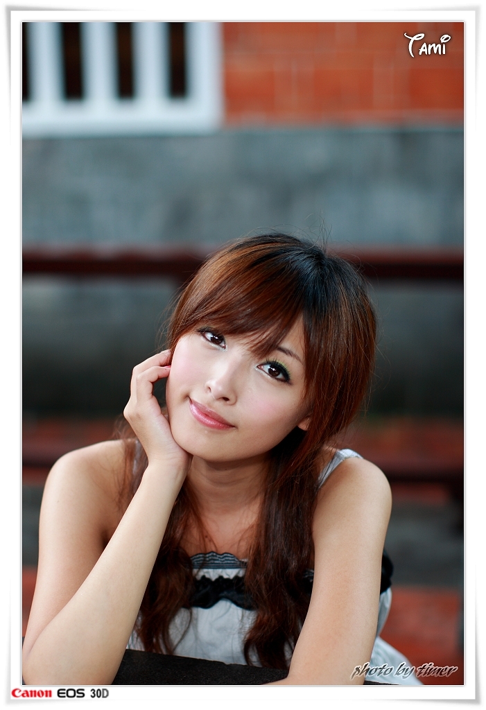 台湾清纯美女-Tami-兒童育樂中心外拍